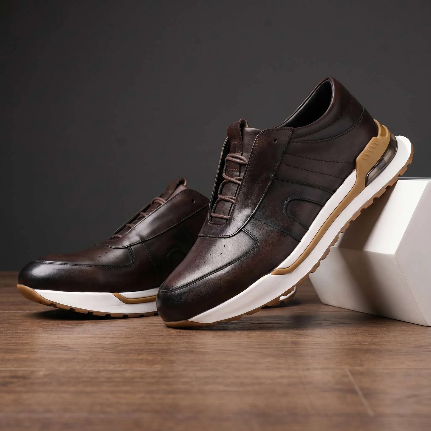 Bryant Air Leather Sneakers
